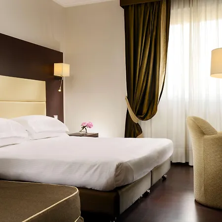 Fh55 Grand Palatino Hotell 4*