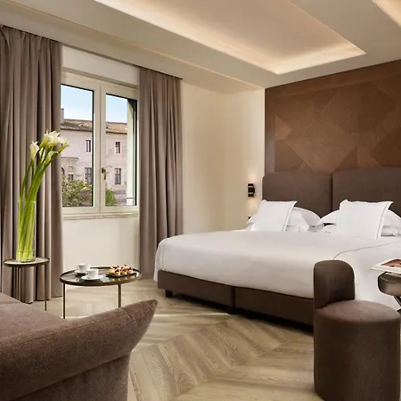 Szálloda Fh55 Grand Palatino 4*