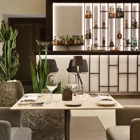 Hotel Fh55 Grand Palatino 4*