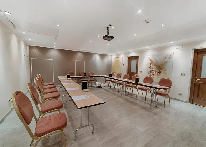 Fh55 Grand Palatino 酒店