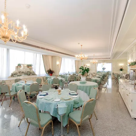 Fh55 Grand Palatino Szálloda 4*